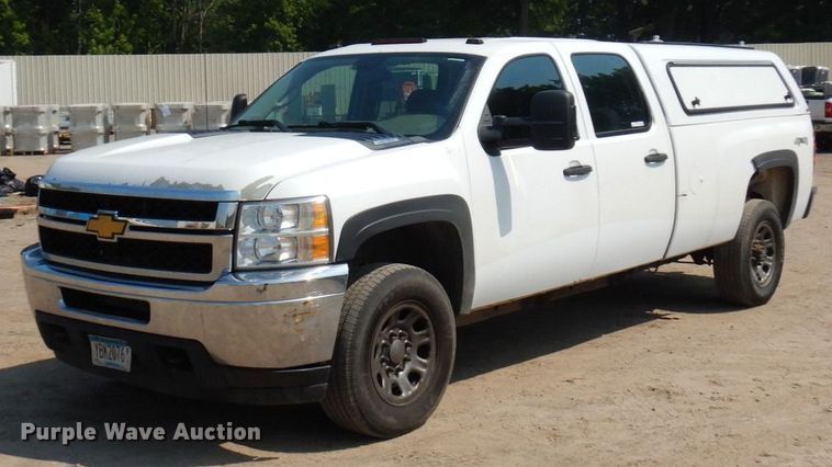 image for item AF9645 2014 Chevrolet 3500HD  Crew Cab pickup truck