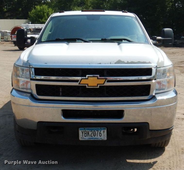 image for item AF9645 2014 Chevrolet 3500HD  Crew Cab pickup truck