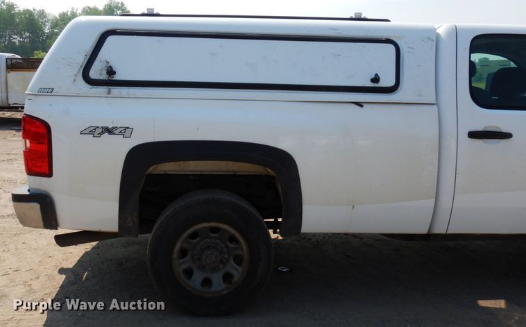 image for item AF9645 2014 Chevrolet 3500HD  Crew Cab pickup truck