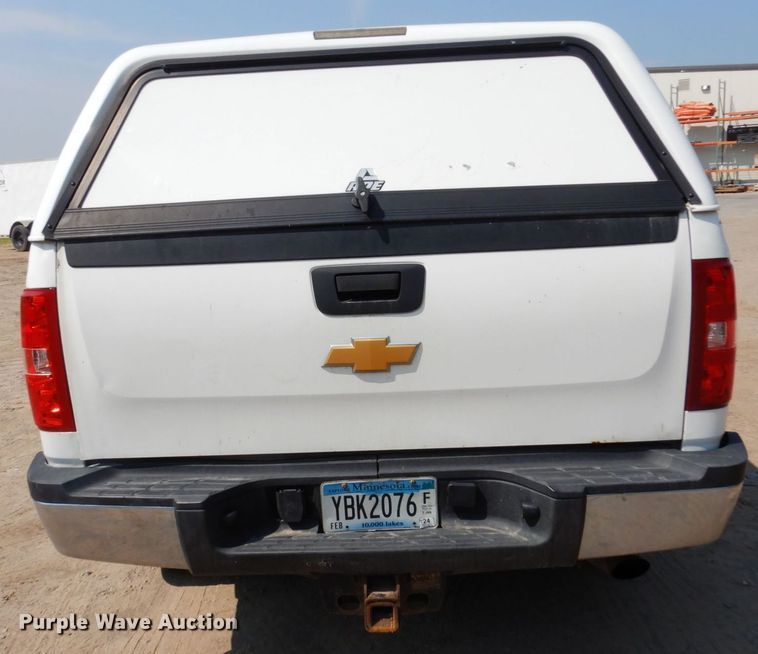 image for item AF9645 2014 Chevrolet 3500HD  Crew Cab pickup truck