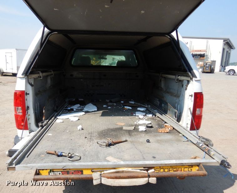 image for item AF9645 2014 Chevrolet 3500HD  Crew Cab pickup truck