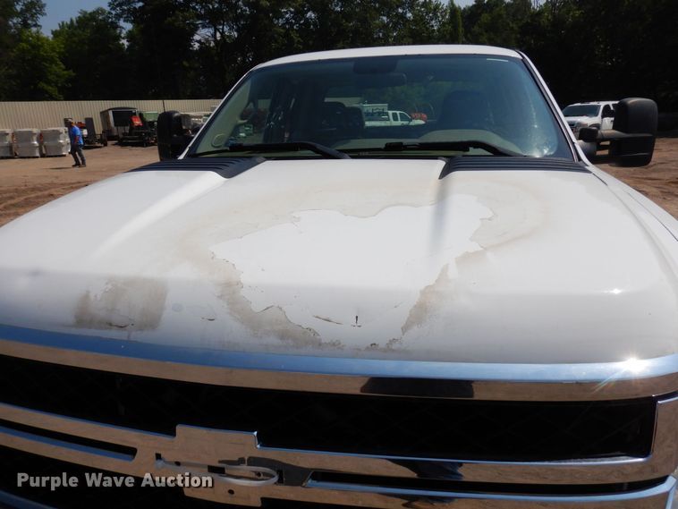 image for item AF9646 2013 Chevrolet 3500HD  Ext. Cab pickup truck