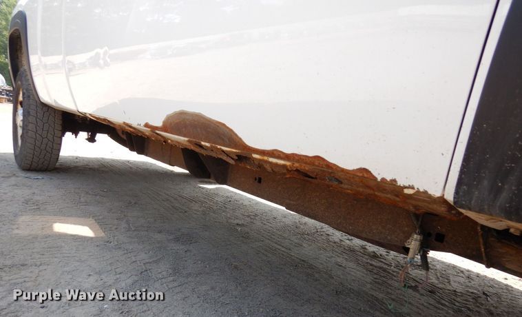 image for item AF9646 2013 Chevrolet 3500HD  Ext. Cab pickup truck