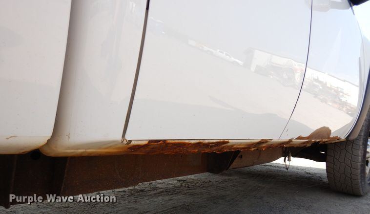 image for item AF9646 2013 Chevrolet 3500HD  Ext. Cab pickup truck