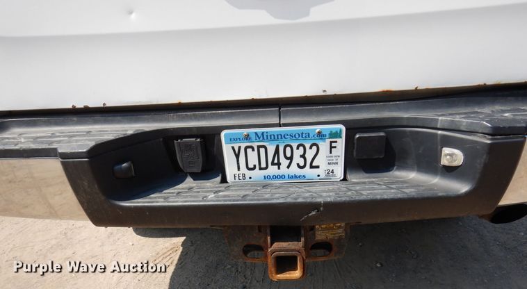 image for item AF9646 2013 Chevrolet 3500HD  Ext. Cab pickup truck