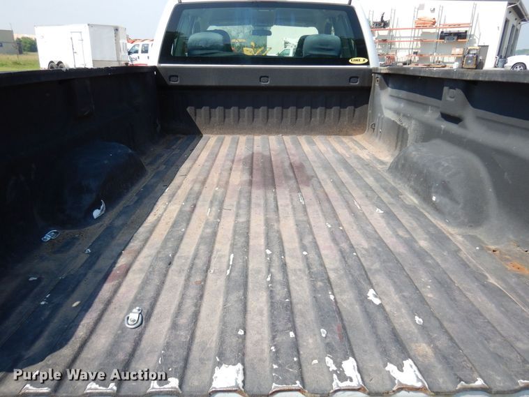 image for item AF9646 2013 Chevrolet 3500HD  Ext. Cab pickup truck