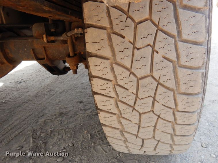 image for item AF9646 2013 Chevrolet 3500HD  Ext. Cab pickup truck