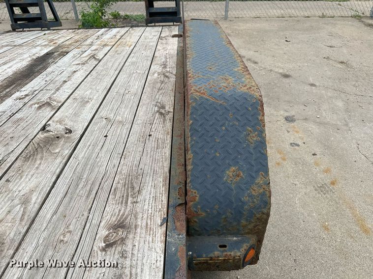 image for item AF9648 2011 Load Trail  equipment trailer