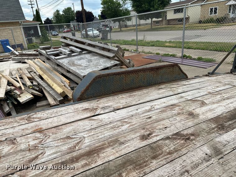 image for item AF9648 2011 Load Trail  equipment trailer