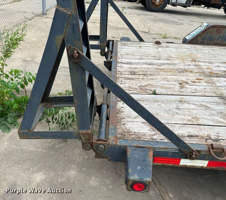 image for item AF9648 2011 Load Trail  equipment trailer