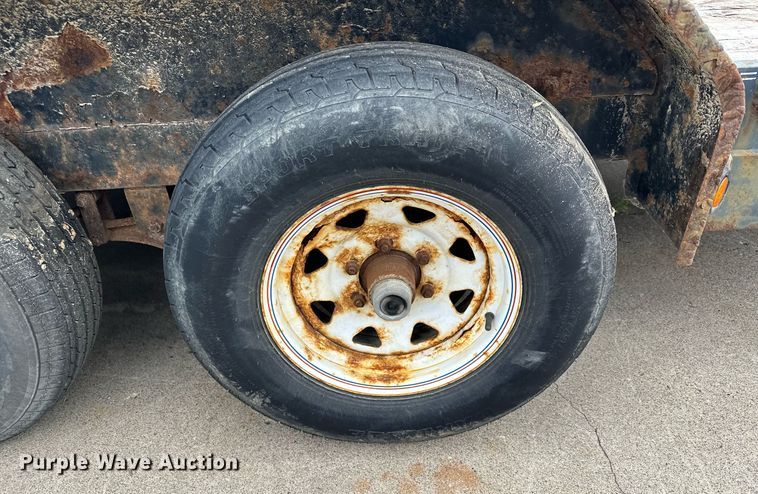 image for item AF9648 2011 Load Trail  equipment trailer