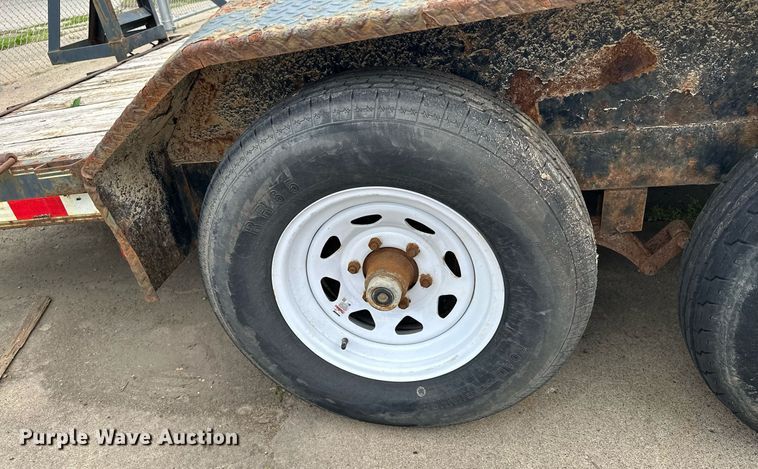 image for item AF9648 2011 Load Trail  equipment trailer