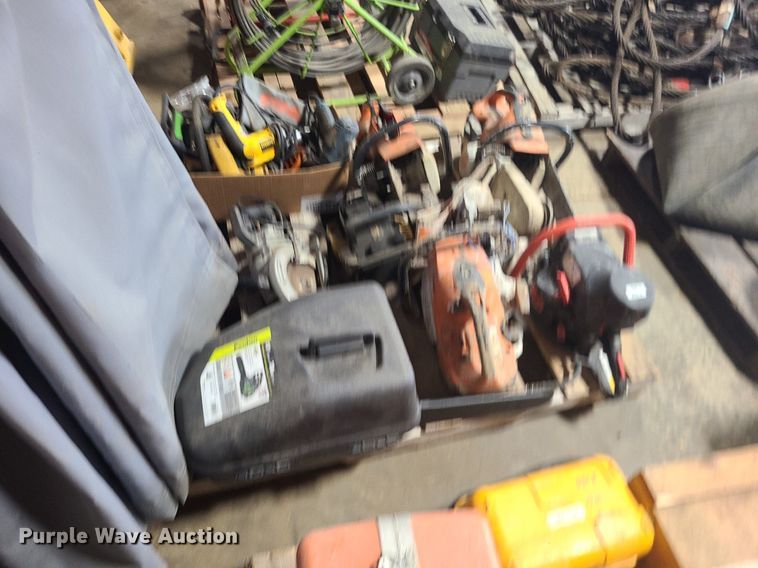 image for item BR9756 Tools