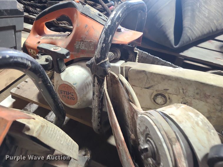 image for item BR9756 Tools