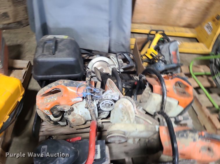 image for item BR9756 Tools