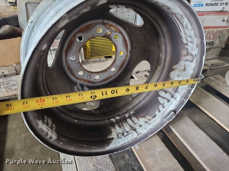 image for item BR9761 (5) eight lug wheels