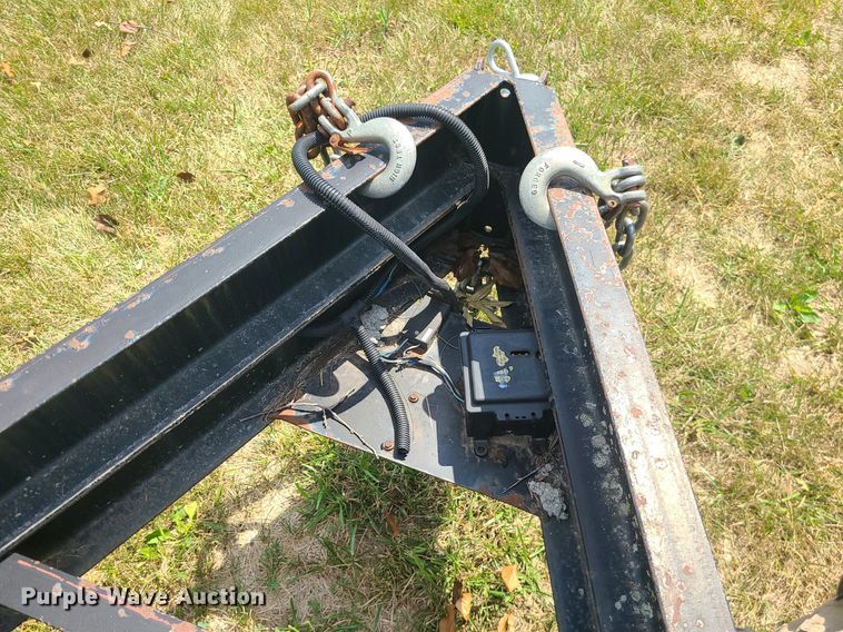 image for item BR9785 2005 Millertime Mfg  equipment trailer