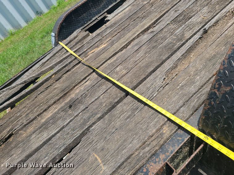 image for item BR9785 2005 Millertime Mfg  equipment trailer