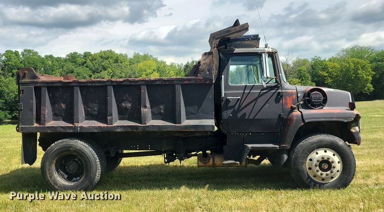 image for item BR9786 1978 Ford  dump truck