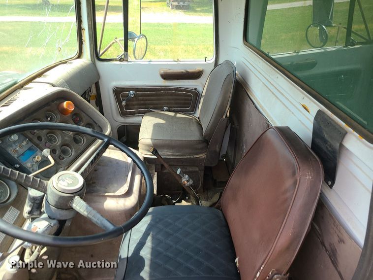 image for item BR9786 1978 Ford  dump truck