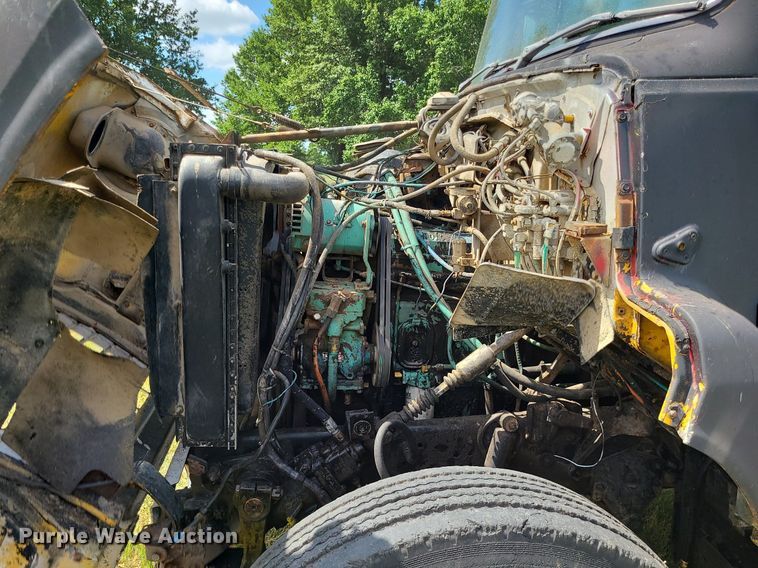 image for item BR9786 1978 Ford  dump truck