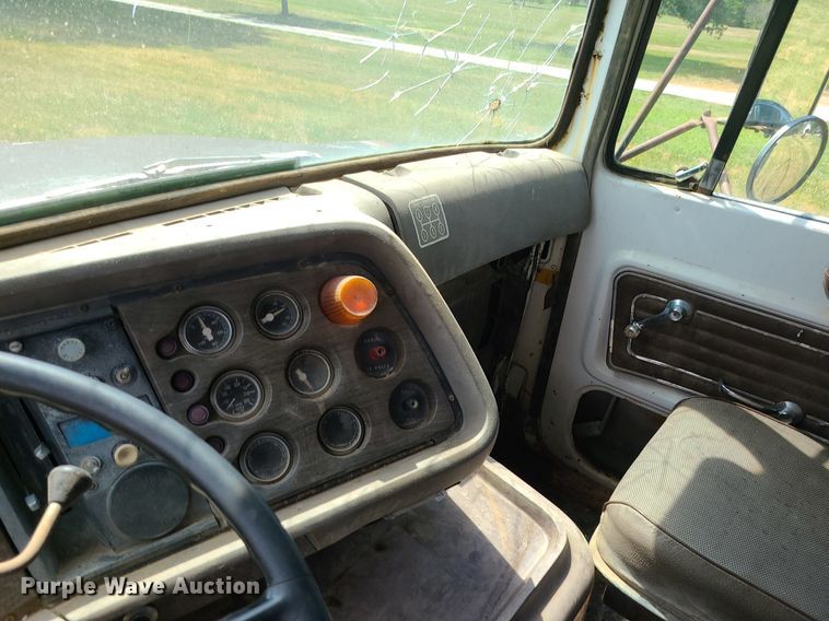 image for item BR9786 1978 Ford  dump truck