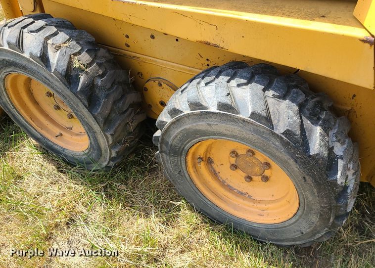 image for item BR9787 1998 Case 1840  skid steer loader