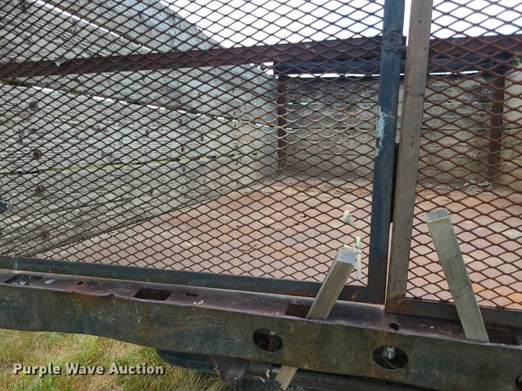 image for item BR9789 1982 International 1754  Crew Cab dump flatbed truck