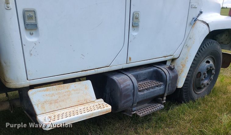 image for item BR9789 1982 International 1754  Crew Cab dump flatbed truck