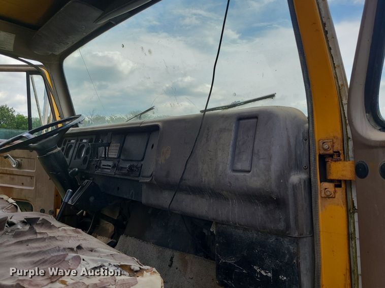 image for item BR9789 1982 International 1754  Crew Cab dump flatbed truck