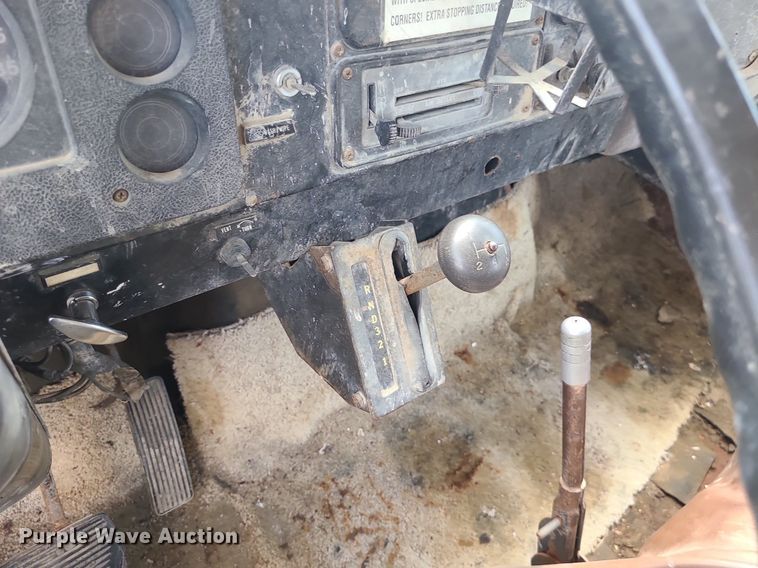 image for item BR9789 1982 International 1754  Crew Cab dump flatbed truck