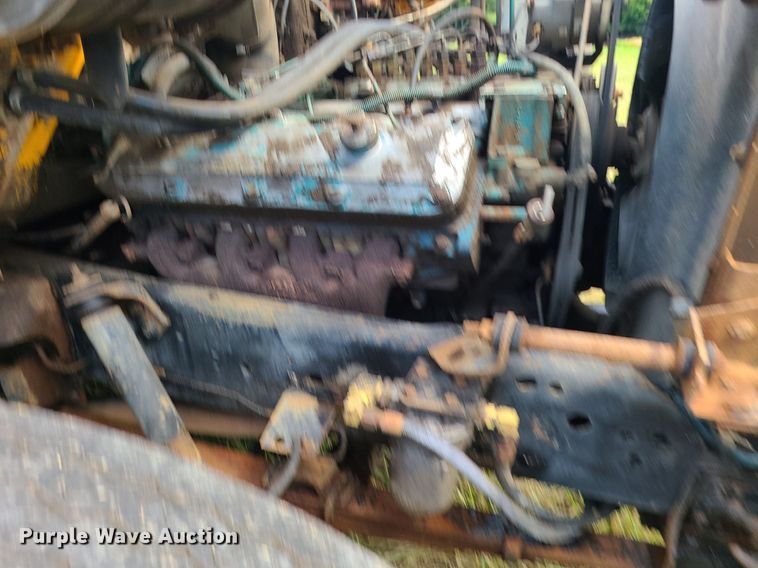 image for item BR9789 1982 International 1754  Crew Cab dump flatbed truck