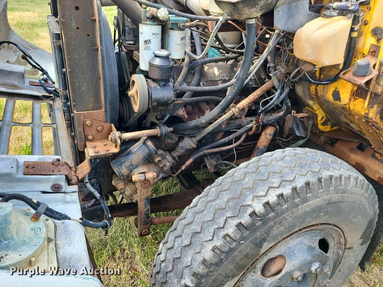 image for item BR9789 1982 International 1754  Crew Cab dump flatbed truck