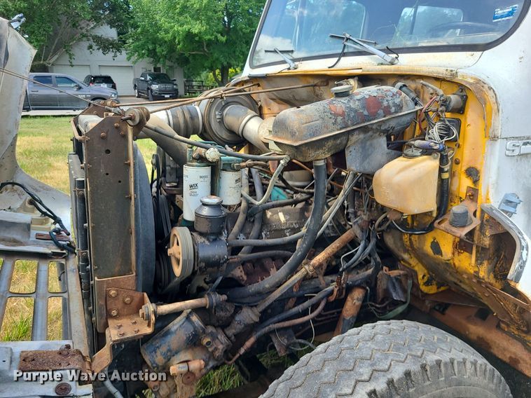 image for item BR9789 1982 International 1754  Crew Cab dump flatbed truck