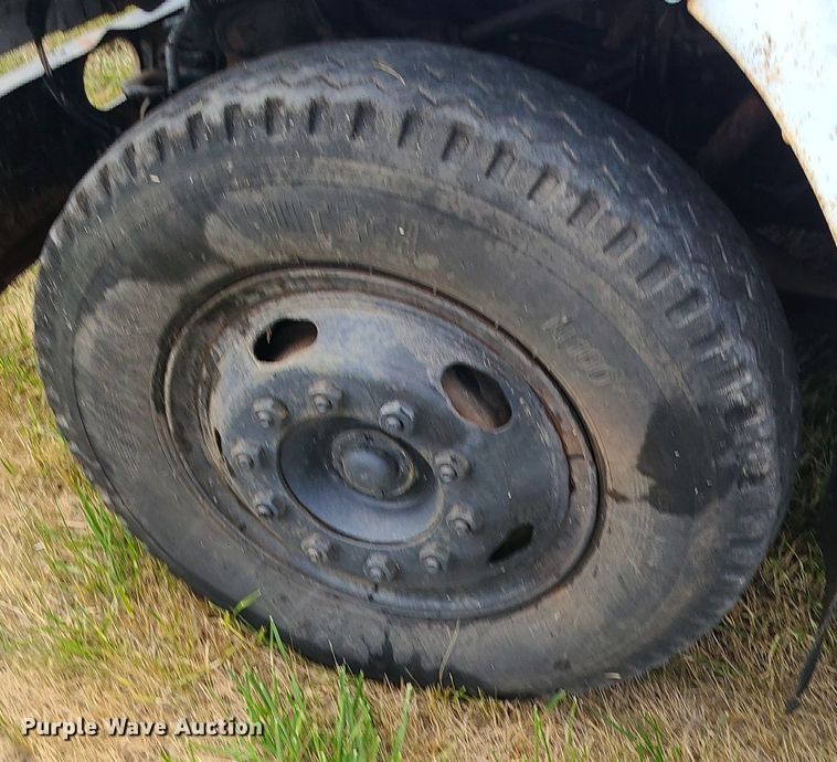 image for item BR9789 1982 International 1754  Crew Cab dump flatbed truck