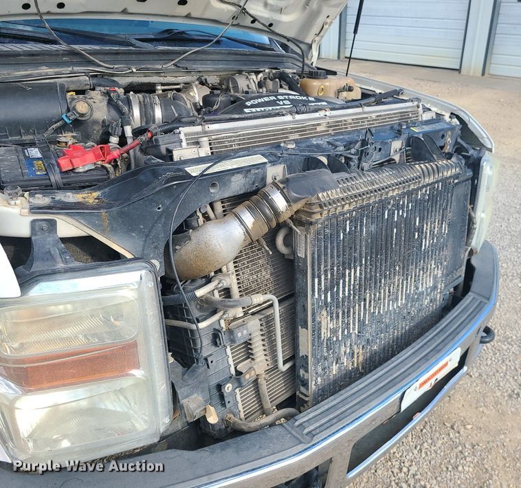 image for item BR9795 2008 Ford  F350 Super Duty  Crew Cab utility bed pickup truck