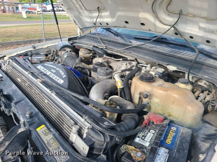 image for item BR9795 2008 Ford  F350 Super Duty  Crew Cab utility bed pickup truck