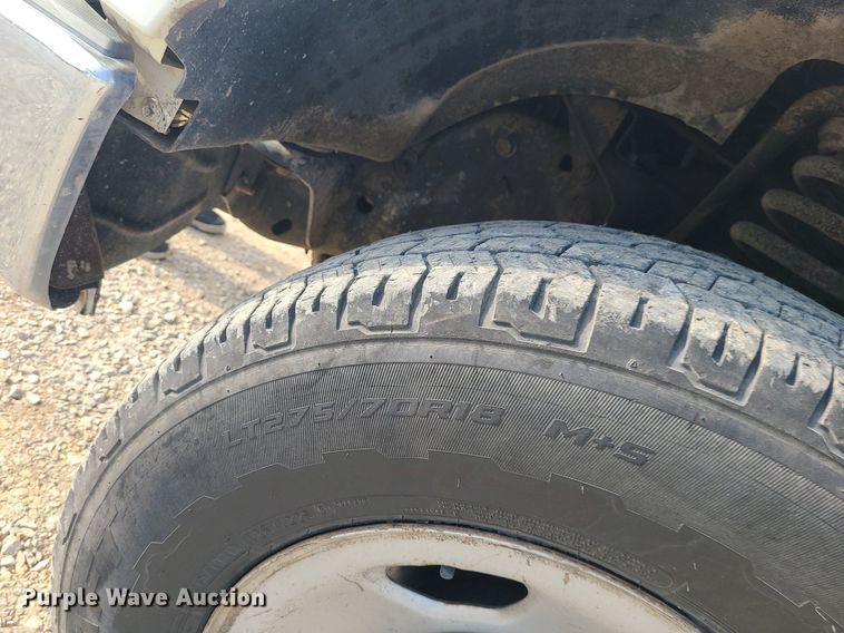 image for item BR9795 2008 Ford  F350 Super Duty  Crew Cab utility bed pickup truck