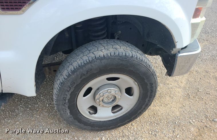 image for item BR9795 2008 Ford  F350 Super Duty  Crew Cab utility bed pickup truck