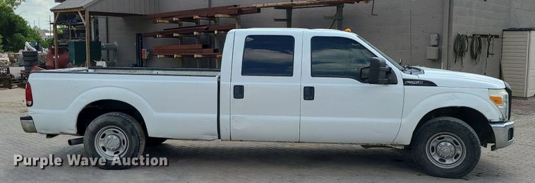 image for item BR9796 2011 Ford F250 Super Duty  Crew Cab pickup truck