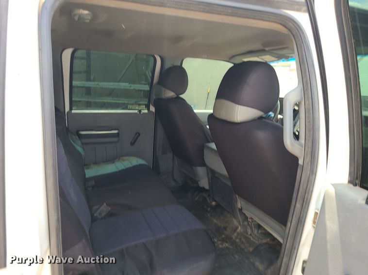 image for item BR9796 2011 Ford F250 Super Duty  Crew Cab pickup truck