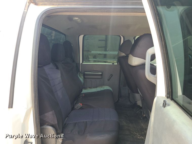 image for item BR9796 2011 Ford F250 Super Duty  Crew Cab pickup truck