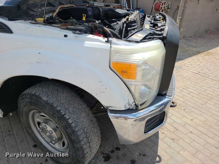 image for item BR9796 2011 Ford F250 Super Duty  Crew Cab pickup truck