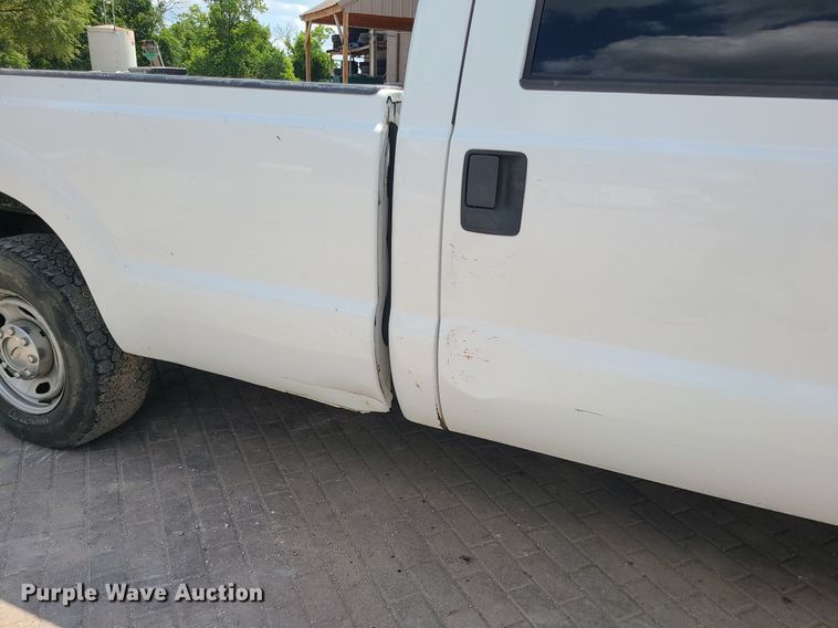 image for item BR9796 2011 Ford F250 Super Duty  Crew Cab pickup truck