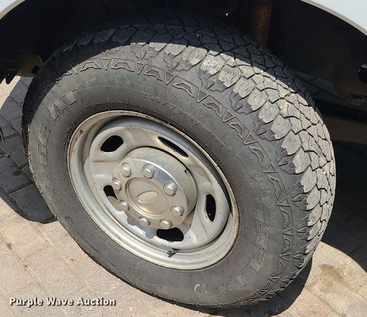 image for item BR9796 2011 Ford F250 Super Duty  Crew Cab pickup truck