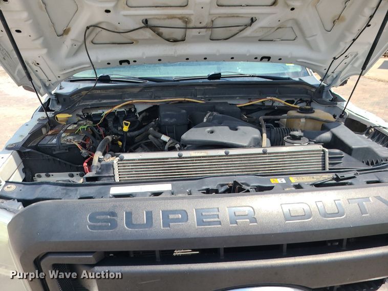 image for item BR9796 2011 Ford F250 Super Duty  Crew Cab pickup truck