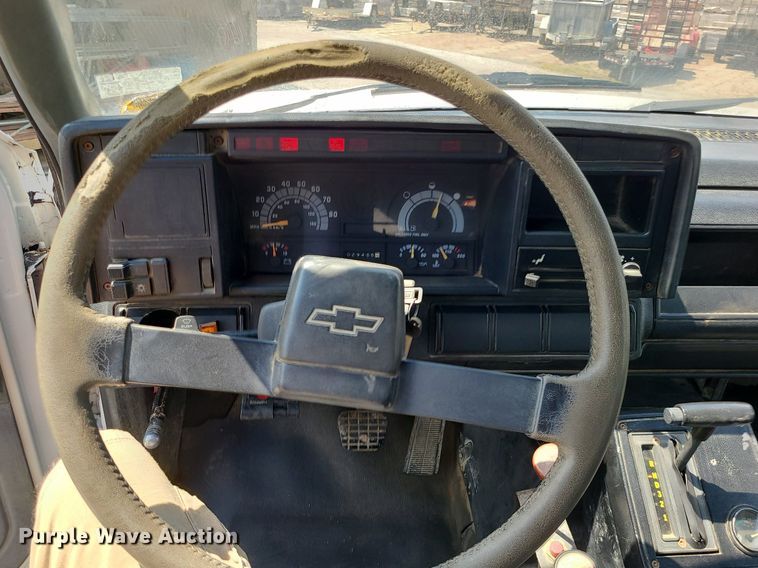 image for item BR9797 1990  Chevrolet Kodiak C70  dump flatbed truck