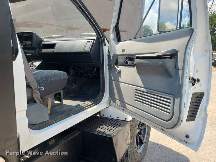 image for item BR9797 1990  Chevrolet Kodiak C70  dump flatbed truck