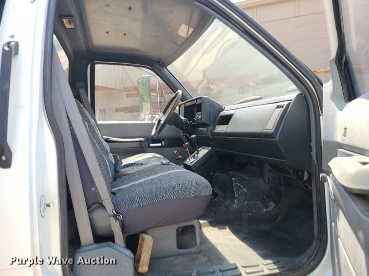 image for item BR9797 1990  Chevrolet Kodiak C70  dump flatbed truck