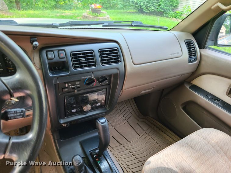 image for item DC6059 1998 Toyota 4Runner  SUV